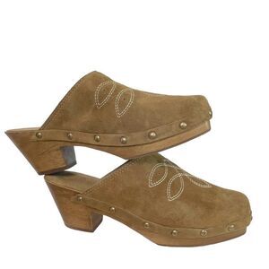 Bird of Flight SHY Clogs in Suede Leather Maple Wood Bottoms Square Toe Size 7